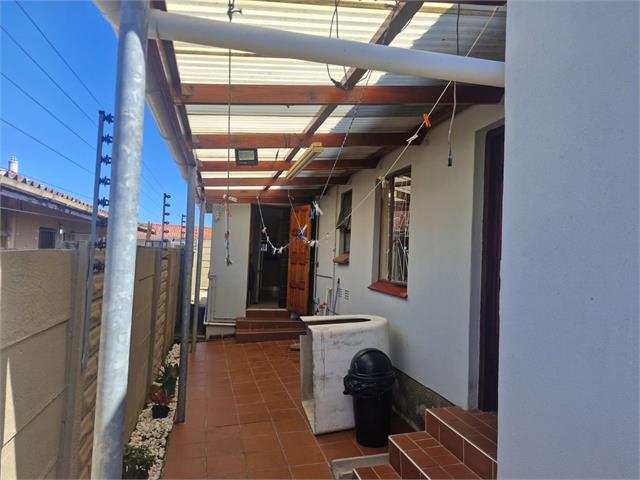4 Bedroom Property for Sale in Braelyn Eastern Cape